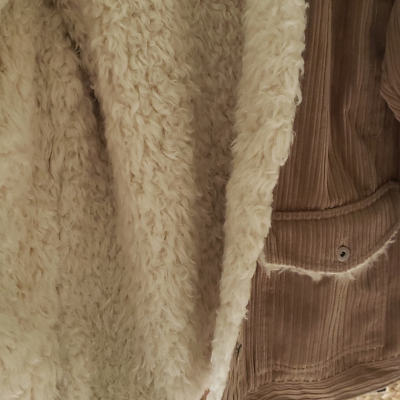 Jacket - Picture 2 of 4